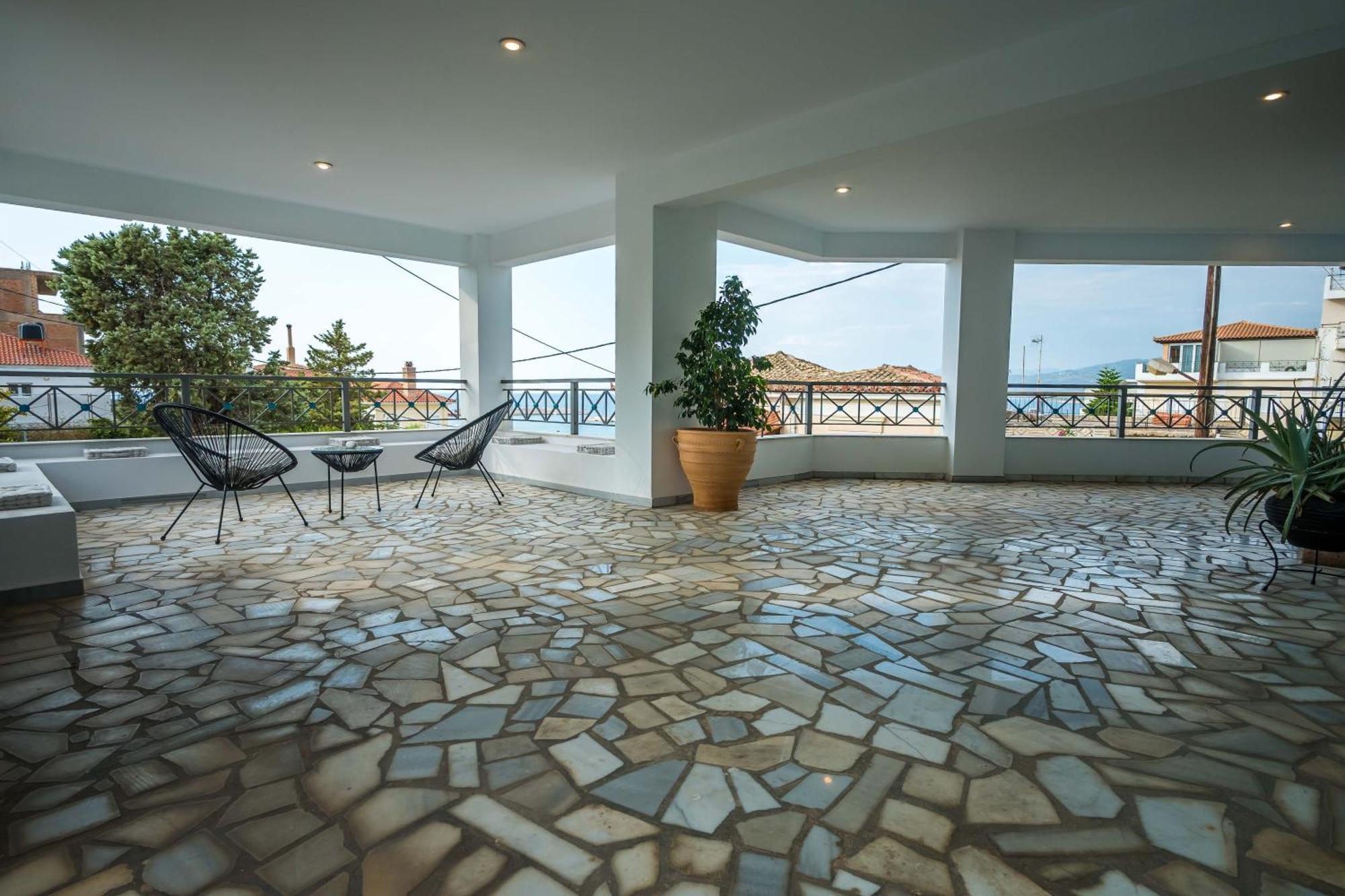 Magical Seaside Town Boutique Apts 2 Кипарисия Екстериор снимка